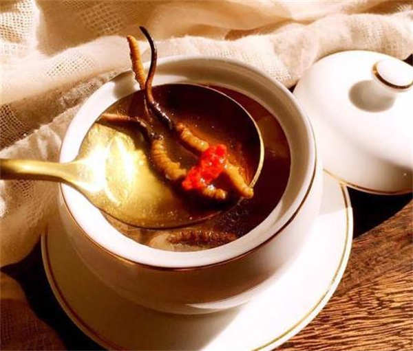 冬蟲(chóng)夏草和高山茶怎么搭配泡茶？