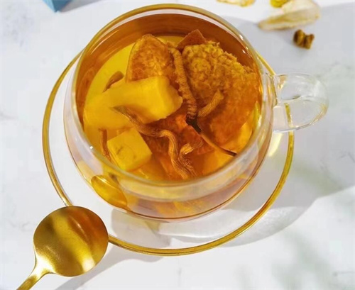 冬蟲夏草營養(yǎng)酒的制作方法 冬蟲夏草怎么泡酒？