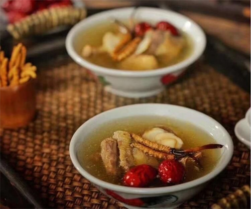 冬蟲(chóng)夏草怎么煲湯？冬蟲(chóng)夏草煲湯的方法