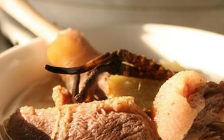 怎么燉冬蟲夏草湯好喝？掌握 3 個關(guān)鍵，湯鮮營養(yǎng)不浪費